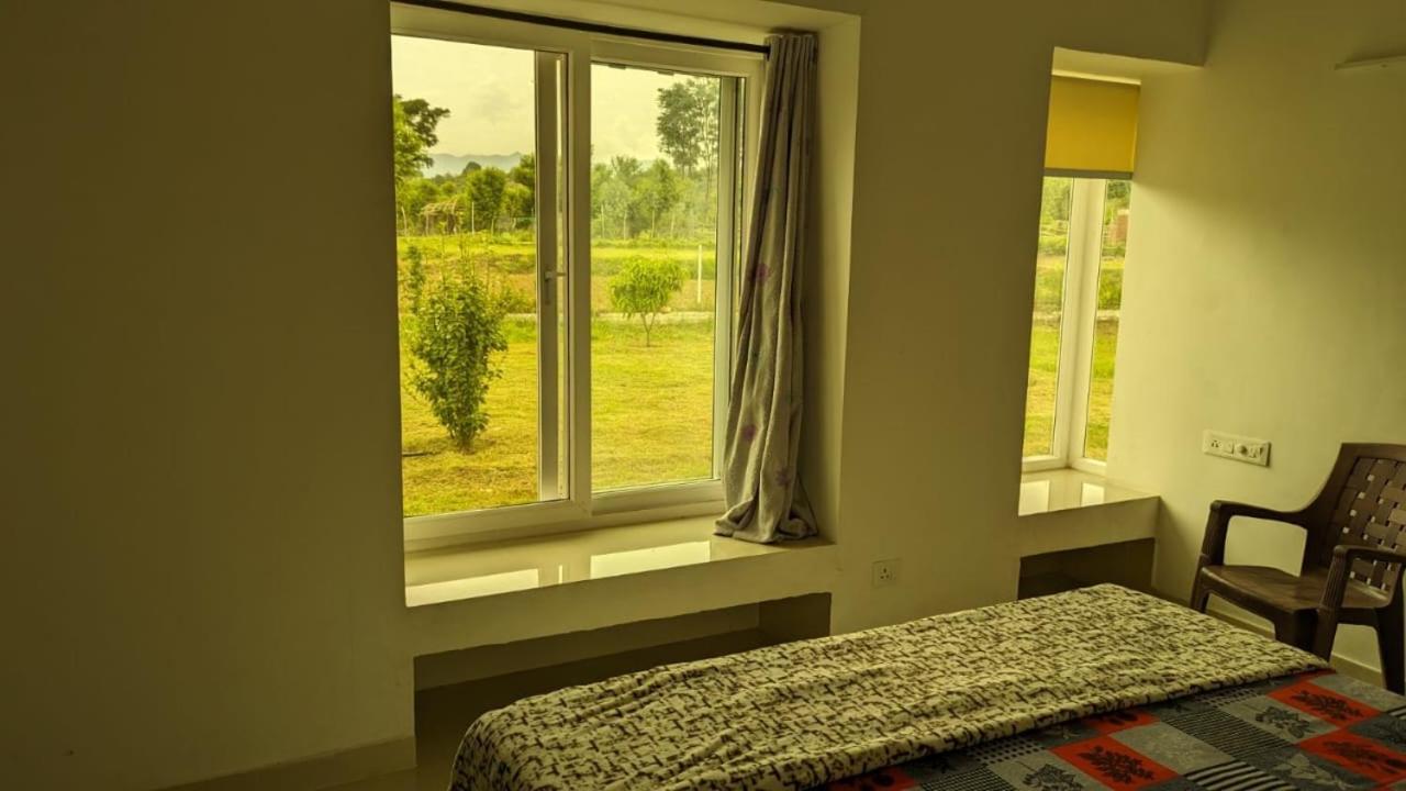 Mayur Home Stay, Morni Hills エクステリア 写真