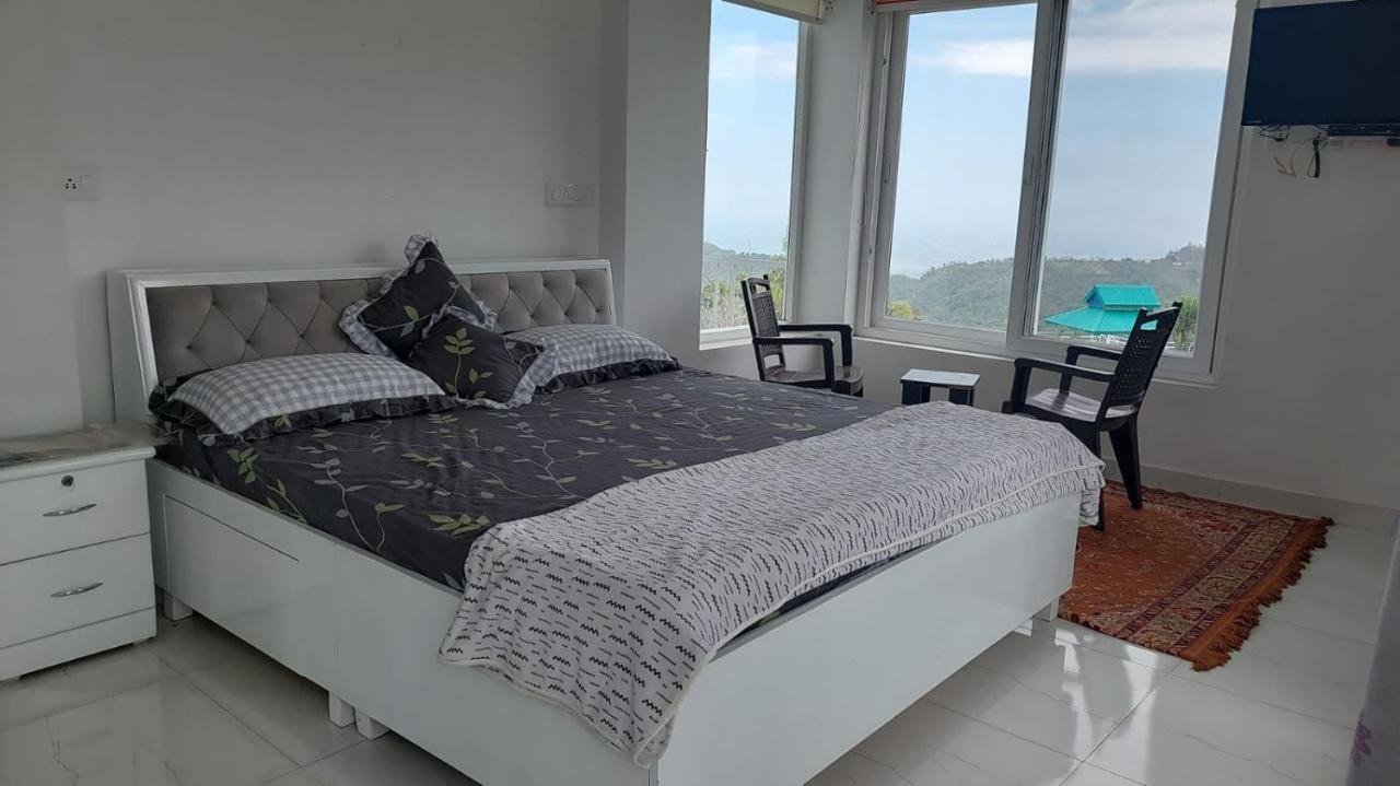 Mayur Home Stay, Morni Hills エクステリア 写真