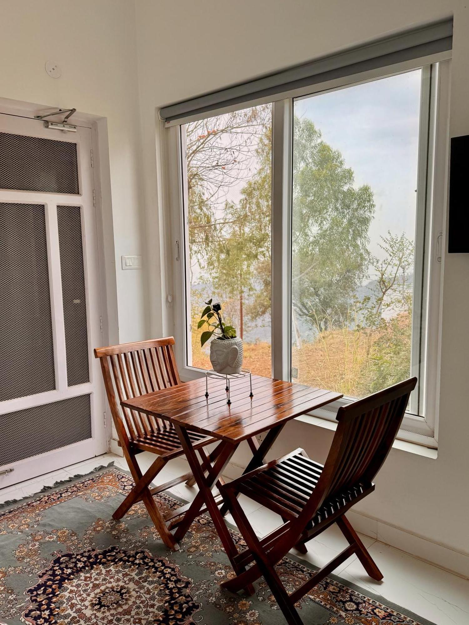 Mayur Home Stay, Morni Hills エクステリア 写真